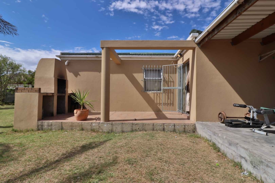 4 Bedroom Property for Sale in Parklands Western Cape